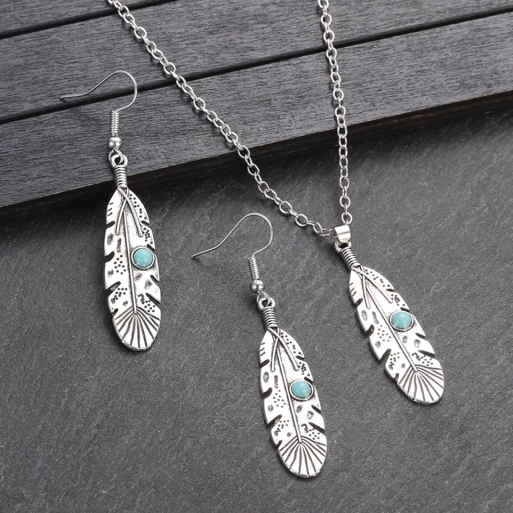 💎 New Silver Vintage Design Feather Turquoise Earrings & Necklace set
